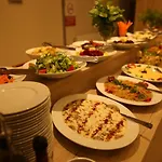 فندق Oytun Park 3*