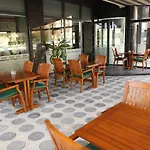 Oytun Park فندق تْشاناكالي